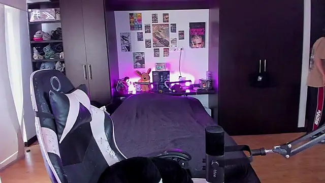 xIce Boy online show from 03-27-26, 03:24