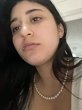 Snapshot of SashaLuss_ chatting on 03-19-25, 03:40 SashaLuss online show from 03-19-25, 03:40