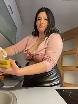 Snapshot of SashaLuss_ chatting on 05-03-26, 06:44 SashaLuss online show from 05-03-26, 06:44