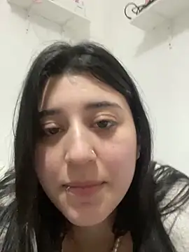 Snapshot of SashaLuss_ chatting on 03-19-25, 10:42 SashaLuss online show from 03-19-25, 10:42