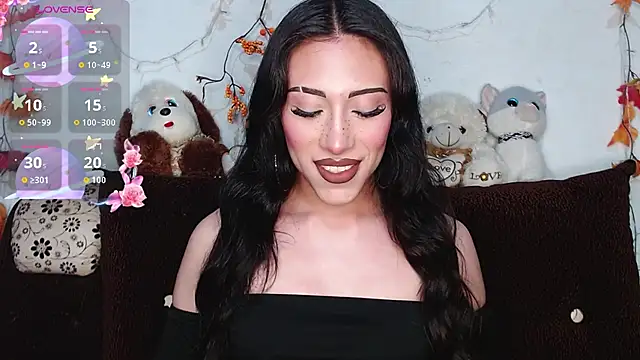 Snapshot of madison__rey chatting on 10-06-25, 04:02 madison  rey online show from 10-06-25, 04:02