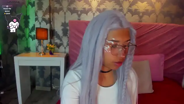 Karin Ks online show from 02-10-26, 03:27