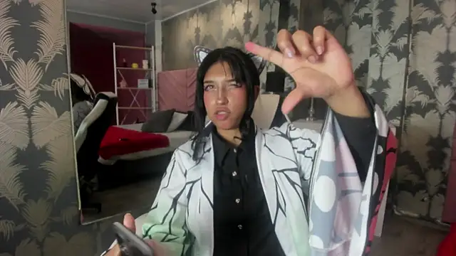 Snapshot of Karin_Ks chatting on 10-02-25, 07:06 Karin Ks online show from 10-02-25, 07:06