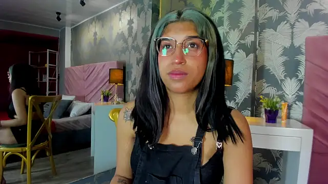 Snapshot of Karin_Ks chatting on 11-27-25, 07:58 Karin Ks online show from 11-27-25, 07:58