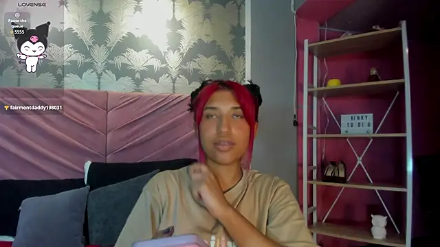 Snapshot of Karin_Ks chatting on 01-10-26, 03:35 Karin Ks online show from 01-10-26, 03:35