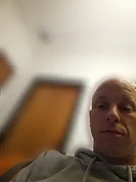 svenpfeifer online show from 04-15-26, 06:12