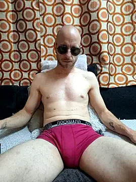 svenpfeifer online show from 10-22-25, 02:27