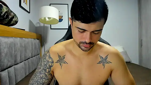 Dante Storm online show from 12-18-25, 02:38