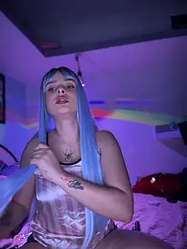 LoganPeny online show from 11-17-25, 05:44