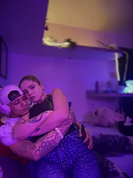 LoganPeny online show from 11-12-25, 05:22