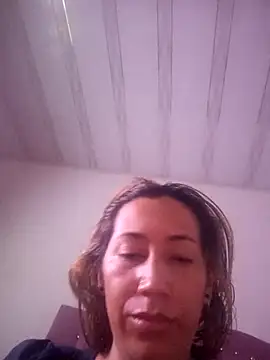 Snapshot of melany-92xxx chatting on 11-30-25, 10:10 melany-92xxx online show from 11-30-25, 10:10