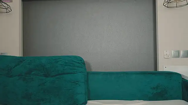 bunnyclide  online show from 06-07-26, 03:56