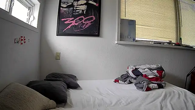 Foxdaguy online show from 02-17-26, 04:15