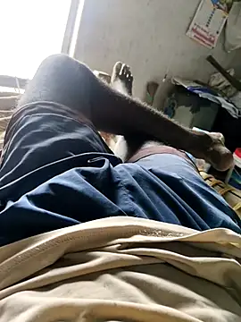 PolarFriend0 online show from 02-24-26, 05:08