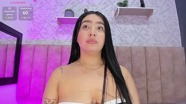 MelinaCruz online show from 11-01-25, 04:30