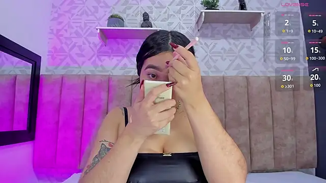 MelinaCruz online show from 12-19-25, 04:27