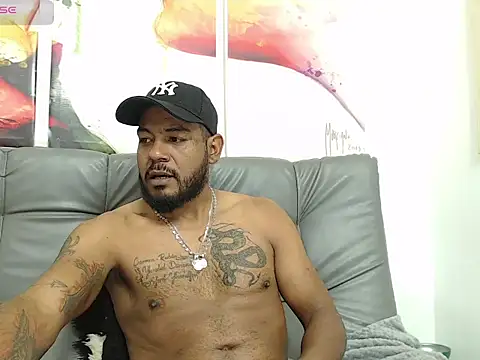 BladeFoxxx1 online show from 10-18-25, 01:13