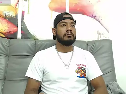 BladeFoxxx1 online show from 10-22-25, 02:33