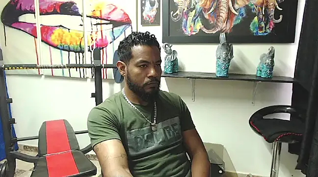 BladeFoxxx1 online show from 03-19-25, 10:42