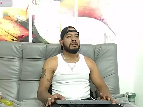 BladeFoxxx1 online show from 10-27-25, 12:28