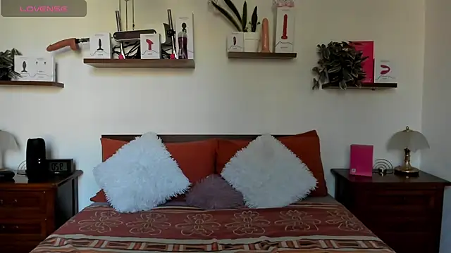 HaleyReedme online show from 09-30-25, 07:25