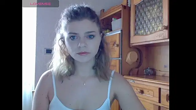 HaleyReedme online show from 03-18-25, 07:33