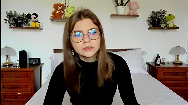 HaleyReedme online show from 02-18-26, 08:22