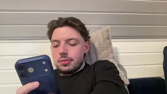 Snapshot of Sabo01 chatting on 03-20-26, 04:19 Sabo01 online show from 03-20-26, 04:19