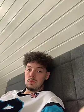 Snapshot of Sabo01 chatting on 03-14-25, 09:46 Sabo01 online show from 03-14-25, 09:46