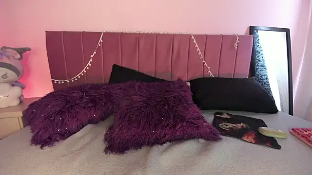 kitty-kryss online show from 03-05-26, 06:48