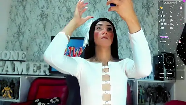 Nathalia Loess online show from 03-13-25, 03:33