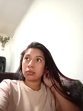 Snapshot of yes0225 chatting on 03-12-25, 09:03 yes0225 online show from 03-12-25, 09:03