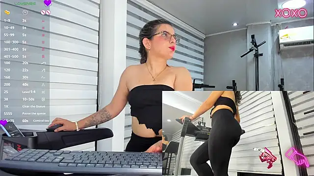 JulietSofia online show from 03-12-26, 09:41