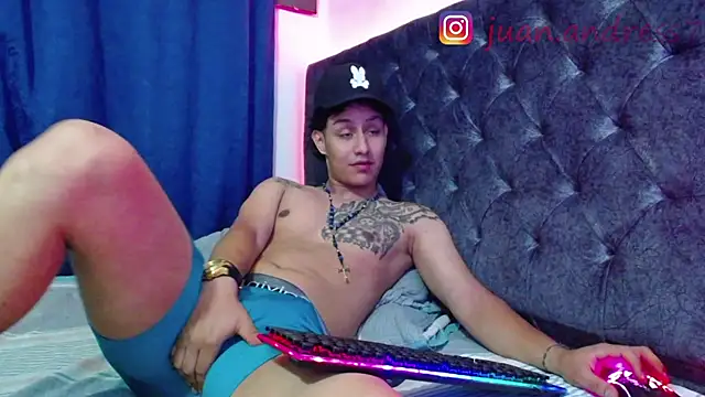 Stone grey1  online show from 02-25-26, 03:29