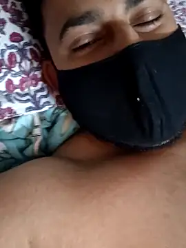 sumitsharma72 online show from 04-12-26, 08:34