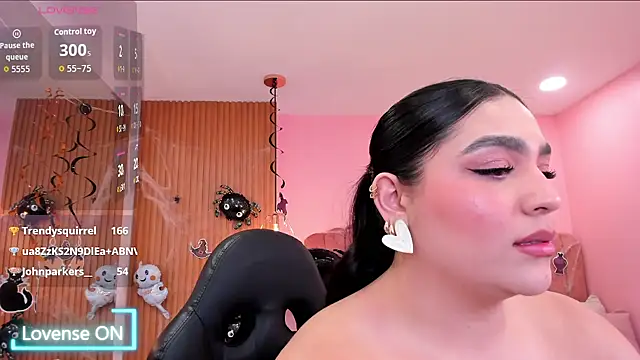 Snapshot of eva_sainnt chatting on 10-14-25, 04:02 eva sainnt online show from 10-14-25, 04:02