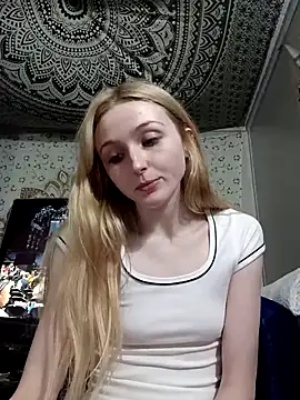 Snapshot of xoemilyfitch chatting on 03-13-25, 02:05 xoemilyfitch online show from 03-13-25, 02:05