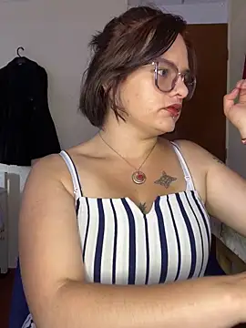 Mistress Niky  online show from 05-10-26, 05:48