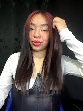 Tracy KS online show from 11-30-25, 03:51