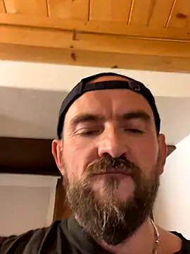 Rimmingtop online show from 10-31-25, 01:19