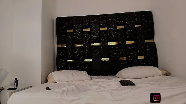 Snapshot of chris_blake__ chatting on 10-03-25, 06:09 chris blake   online show from 10-03-25, 06:09