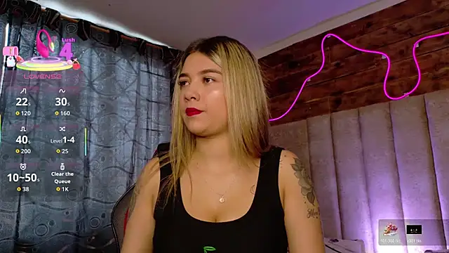 natasha  black online show from 11-30-25, 07:36