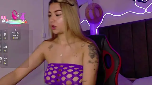 natasha  black online show from 09-29-25, 07:41