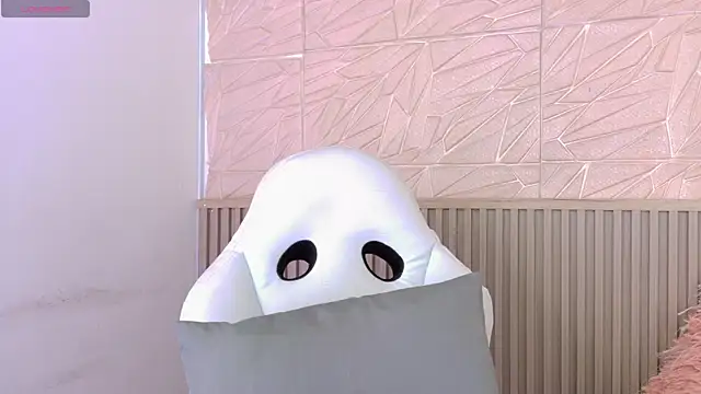 Gaviluc  online show from 11-10-25, 10:42