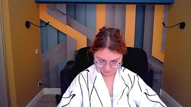 AngelinaLow online show from 02-19-26, 12:35