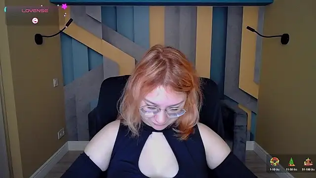 AngelinaLow online show from 11-30-25, 06:36