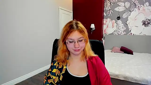 AngelinaLow online show from 02-05-26, 12:34