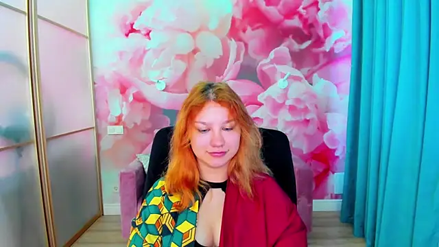 Snapshot of AngelinaLow chatting on 05-10-26, 05:55 AngelinaLow online show from 05-10-26, 05:55