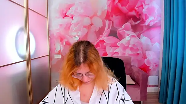 AngelinaLow online show from 02-17-26, 12:24