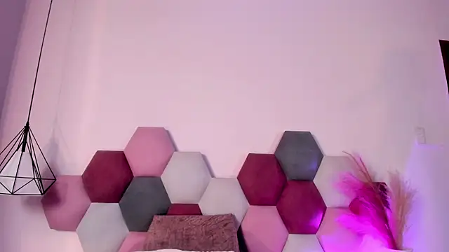 BeckyVidal online show from 09-19-25, 12:36